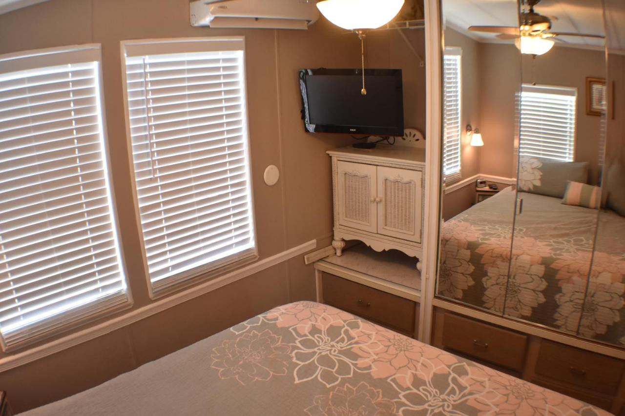 Pelican'S Roost, Waterfront Comfort At Venture Out Cudjoe Key Exterior foto